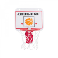 K�� basketbalov� na odpadky (ZEMG3087)