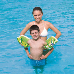 Rukavn�ky nafukovacie 30x15 cm JUNGLE