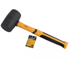 Kladivo gumen� 680 g �IERNE sklolamin�tov� rukov� HOTECHE HT230103