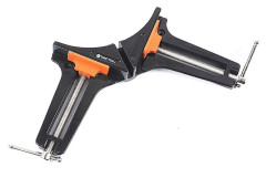 Svorka rohov� 75 mm TACTIX (215851)