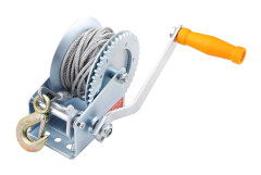 Navijak ru�n� lanov� 4,5 mm x 8 m HOTECHE HT680000