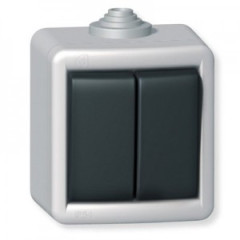 Vyp�na� �. 5 dvojit� s�riov� na povrch kovov� ~ IP55